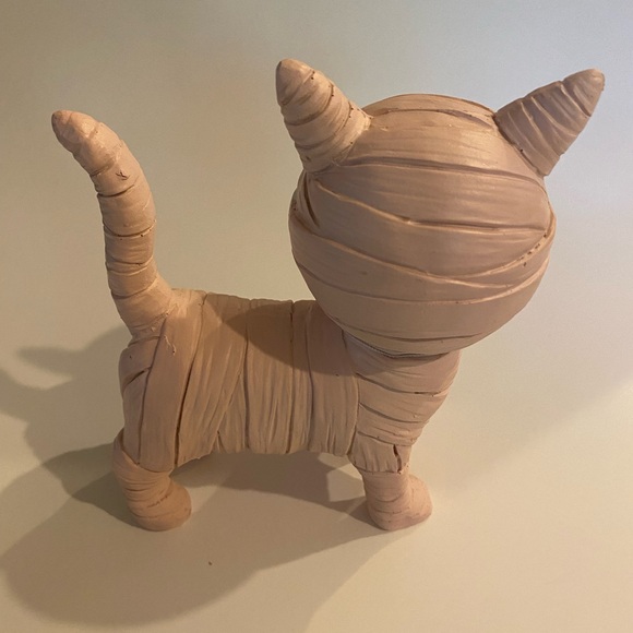 Pink Mummy Halloween Cat NWOT 2024 Release - Picture 3 of 4